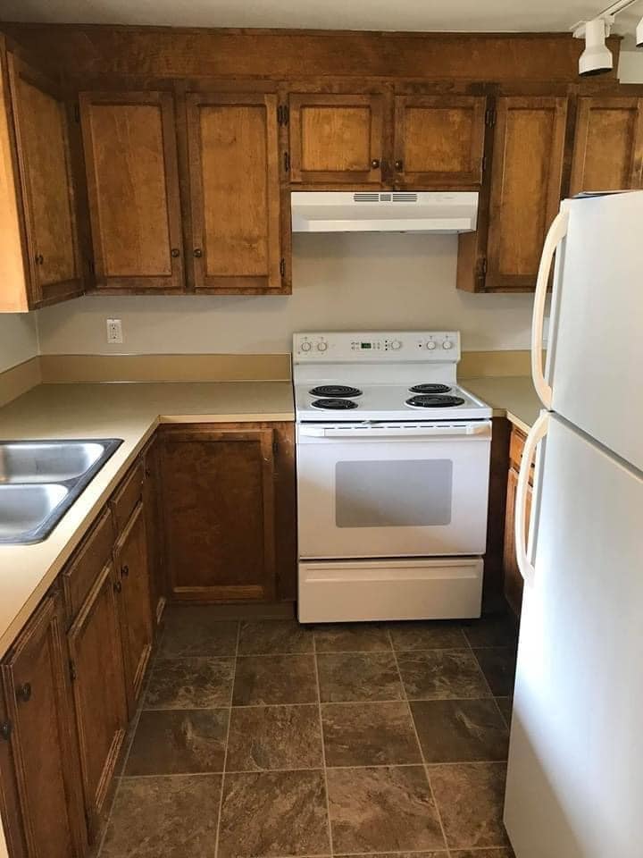 Building Photo - 3681 Casteel St