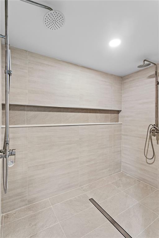 Building Photo - 4504 W Lamb Ave