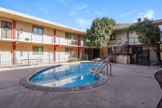 Building Photo - Miramonte Apartments