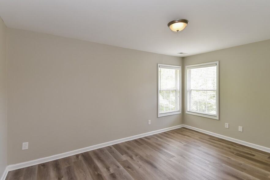 Building Photo - 708 Fitzgerald Pl