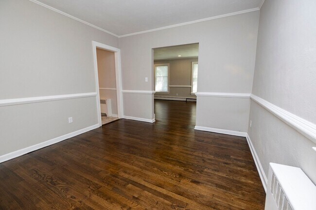 Building Photo - 3 Bedroom in Hampton Available Now!!