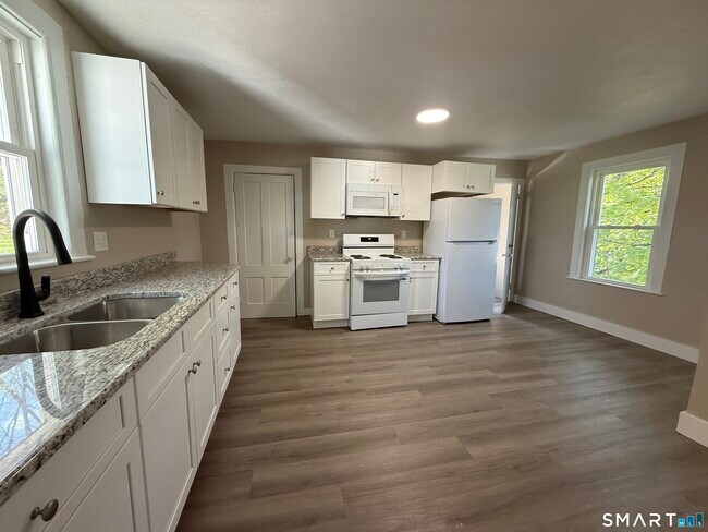 Building Photo - 575 Fabyan Rd