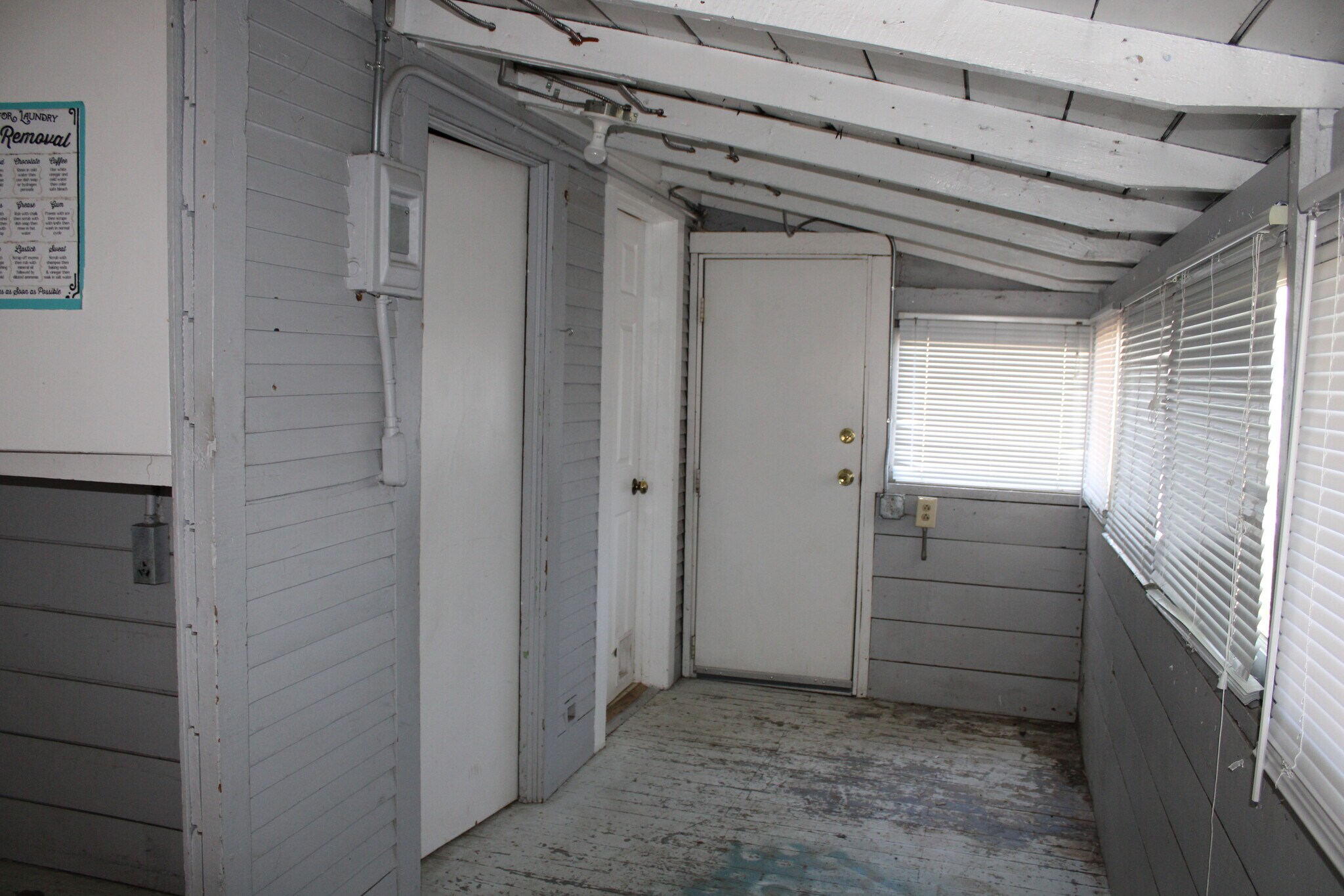 Building Photo - 618 4th St