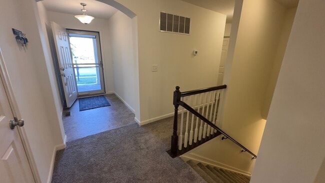 Building Photo - 75 Sweetgum Ln