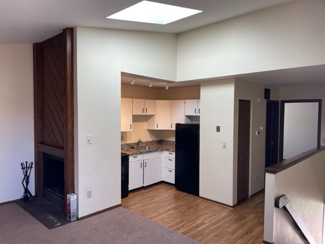 Building Photo - 2100 Fox Hollow Dr