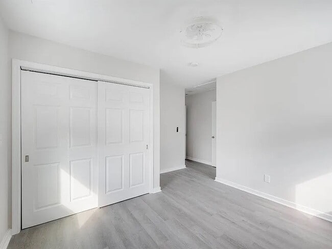 Building Photo - 2410 Poplar St