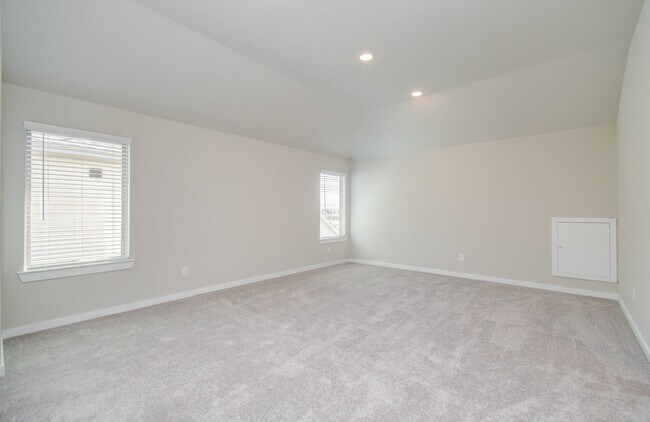 Building Photo - 21611 Sandy Dune Dr