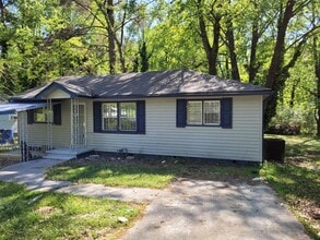 Building Photo - 240 Wadley St NW