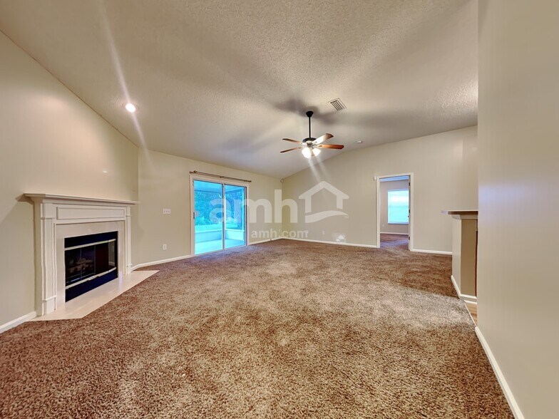 Building Photo - 6521 Skyler Jean Dr