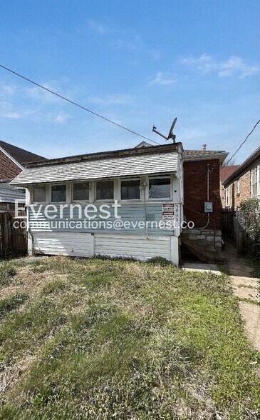 Building Photo - 5932 Floy Ave