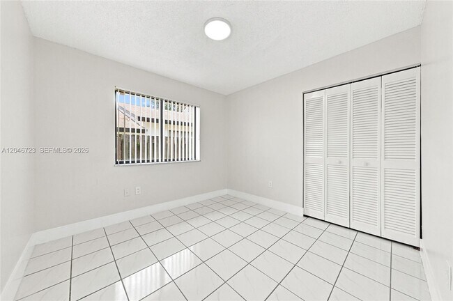 Building Photo - 20117 SW 88th Ct