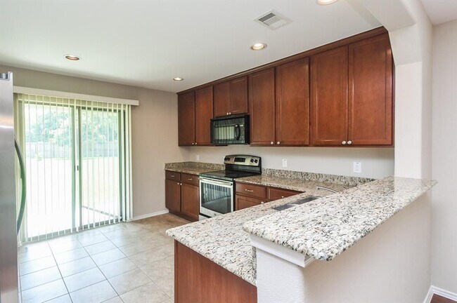 Building Photo - 1646 Perennial Ln