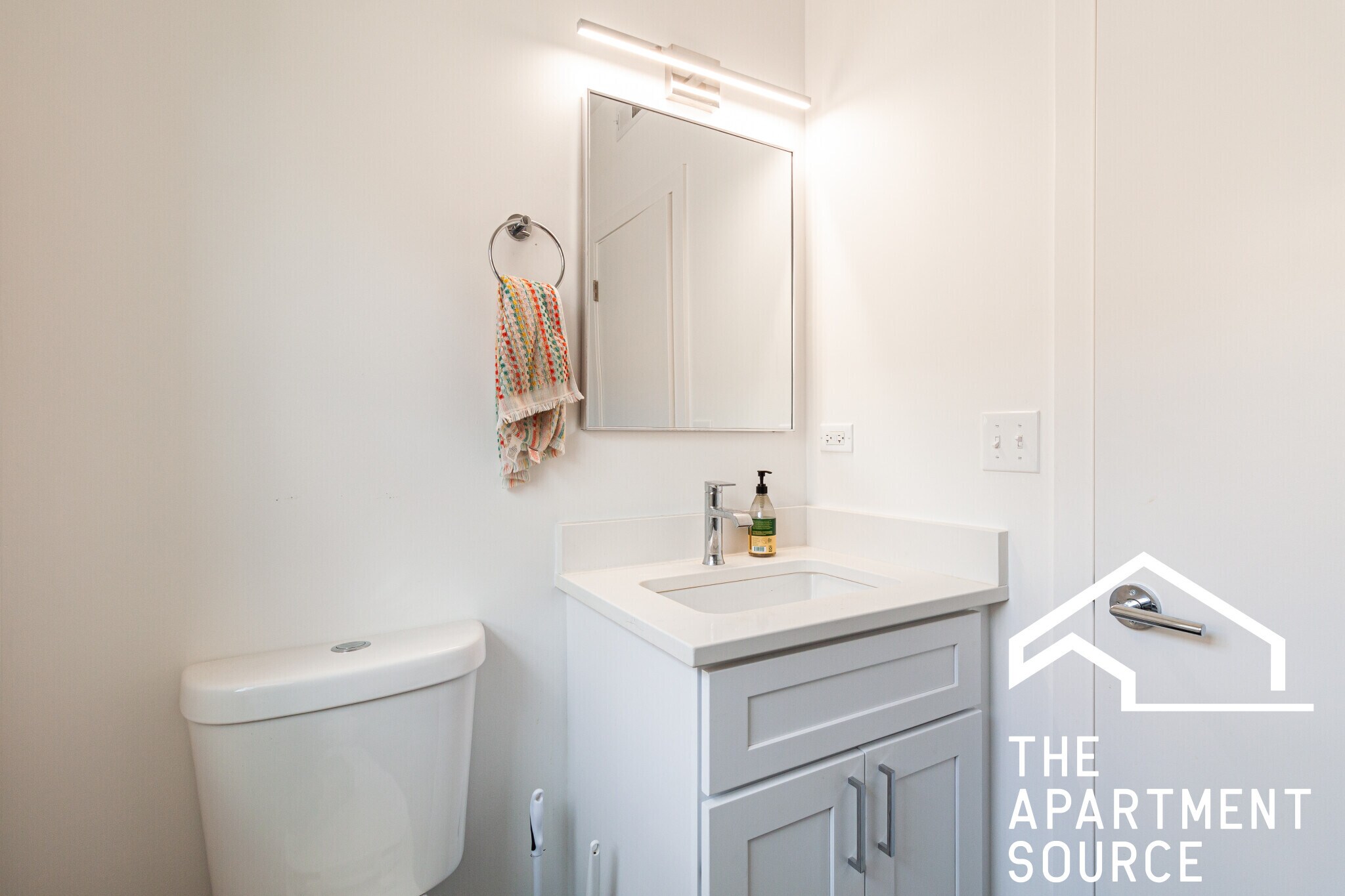 Building Photo - 4939 N Saint Louis Ave