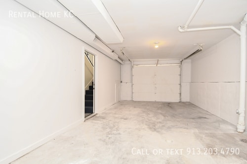Building Photo - 9007 W 78th Cir