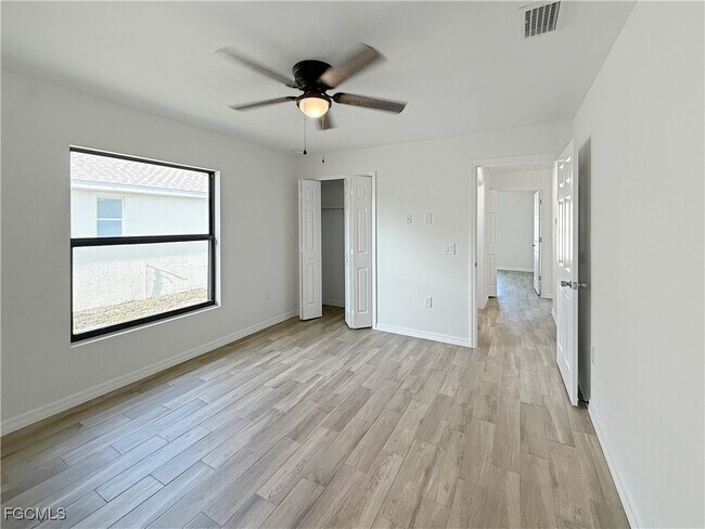 Building Photo - 8157 Albatross Rd