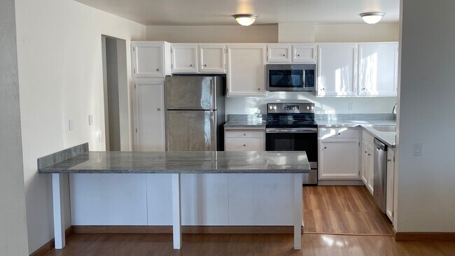 Kitchen - 5074 Diamond Heights Blvd