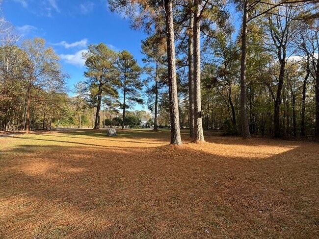 Building Photo - 13009 Creedmoor Rd