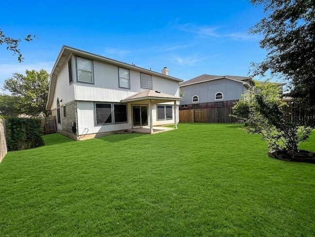 Building Photo - 909 Settlement Cove