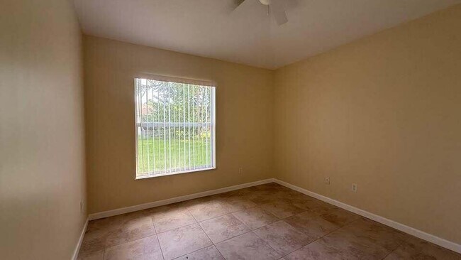 Building Photo - 2455 SW Savage Blvd