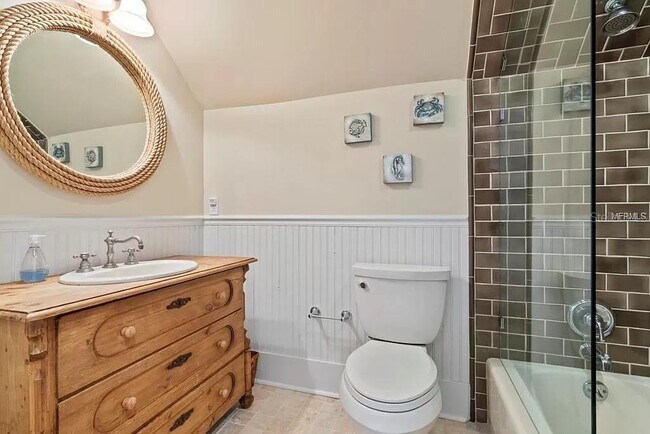 Building Photo - 1119 Belleaire Cir