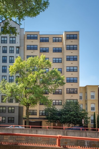 Primary Photo - Circle Arms Apartments