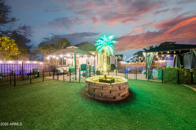 Building Photo - 17239 W Ironwood St