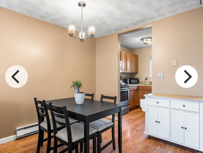 Building Photo - 2 Janet Rd