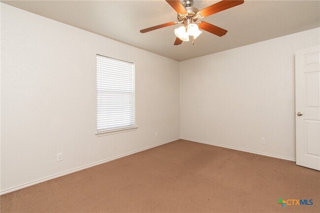 Building Photo - 3902 Bolivar Dr