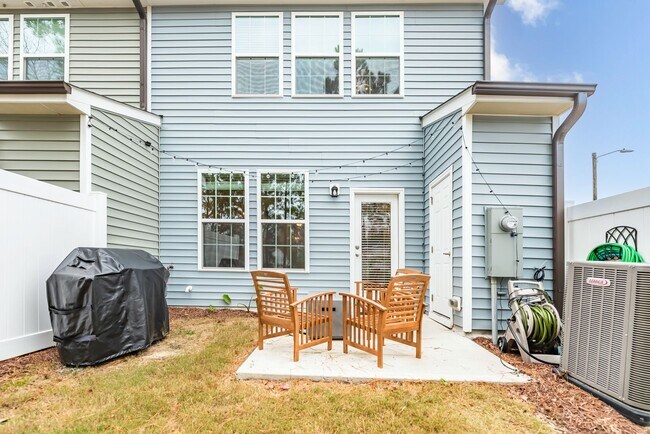 Building Photo - 4401 Bethel Park Dr