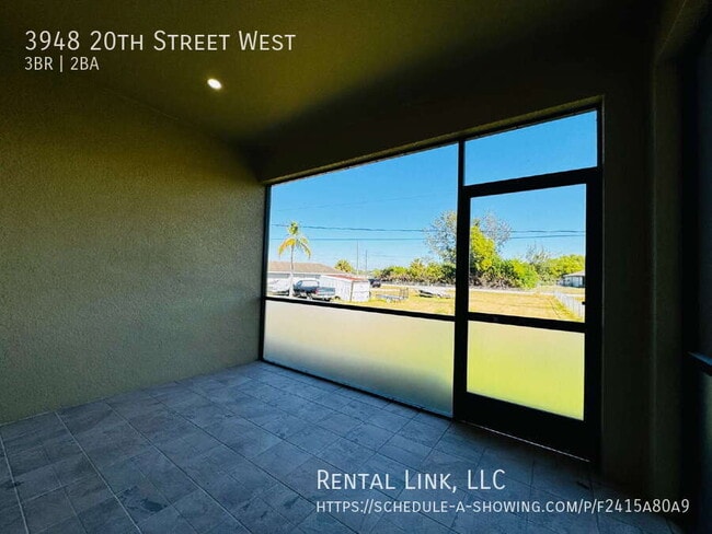 Building Photo - 3948 20th St W