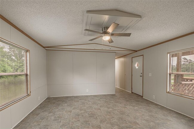 Building Photo - 1345 FM 405 Rd