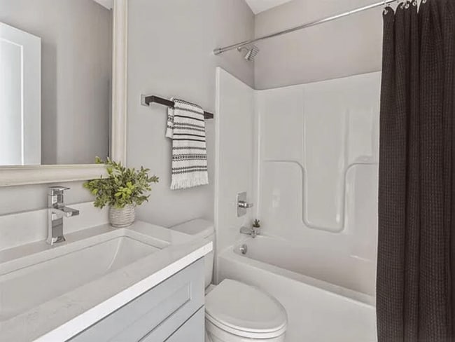 Building Photo - 15588 Rocklyn Dr