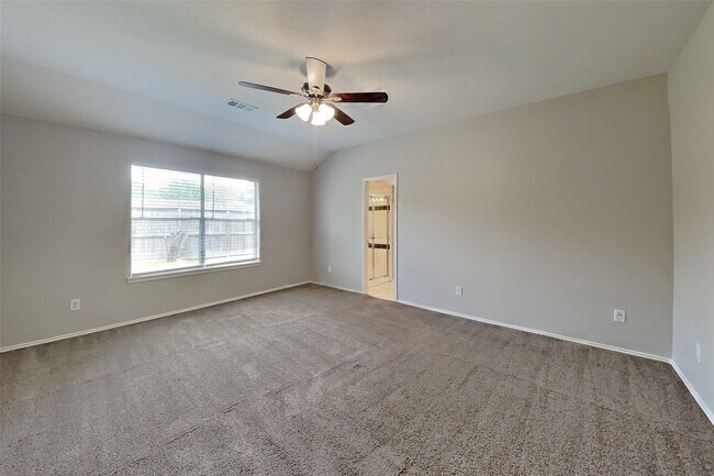 Building Photo - 1327 Coppercrest Dr