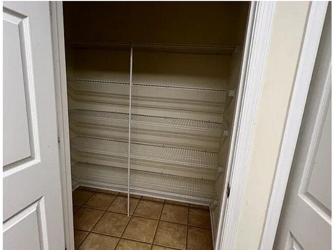 Building Photo - 1314 Sierra Dr