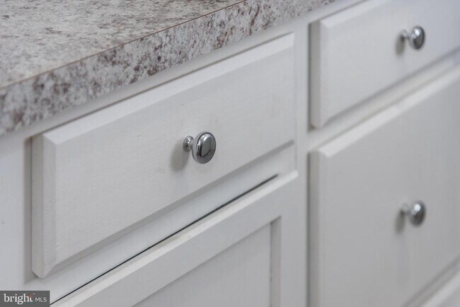 Building Photo - 7607 Eastern Ave NW