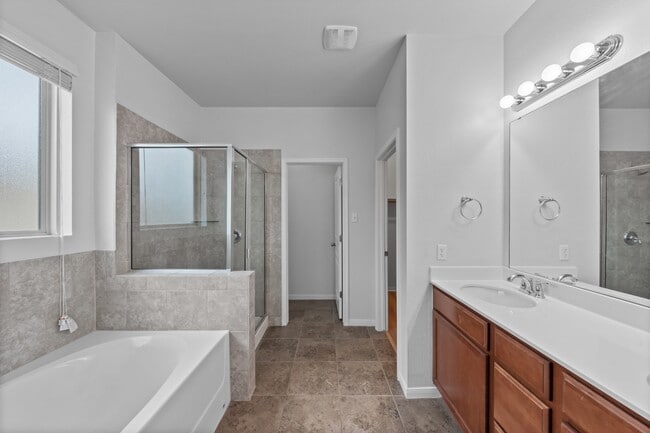 Building Photo - 519 Wyndham Hill Pkwy