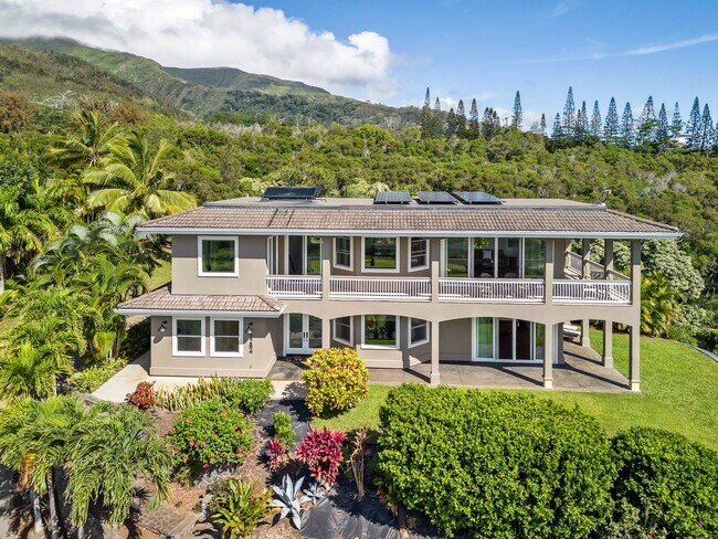 Building Photo - Upper Class Elegance in this 4 bed/3bath Home in Wailuku Country Estates- Unfurnished-Ocean Views...