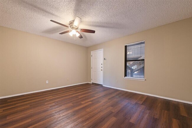 Building Photo - 3506 Speedway