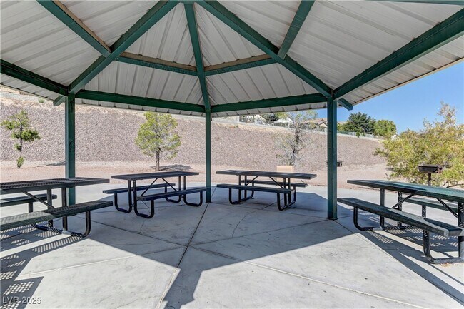 Building Photo - 10650 Alpine Frost Ct
