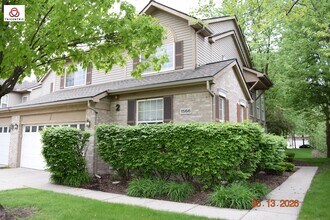 Building Photo - 1566 Heron Cir
