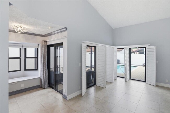 Building Photo - 21583 Villa Nova Dr