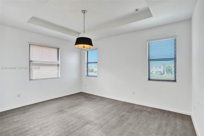 Building Photo - 643 NE 191st Terrace