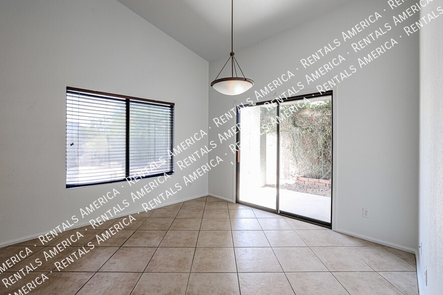 Building Photo - 20412 N 32nd Pl