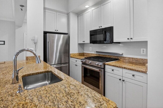 Building Photo - 1520 O St NW