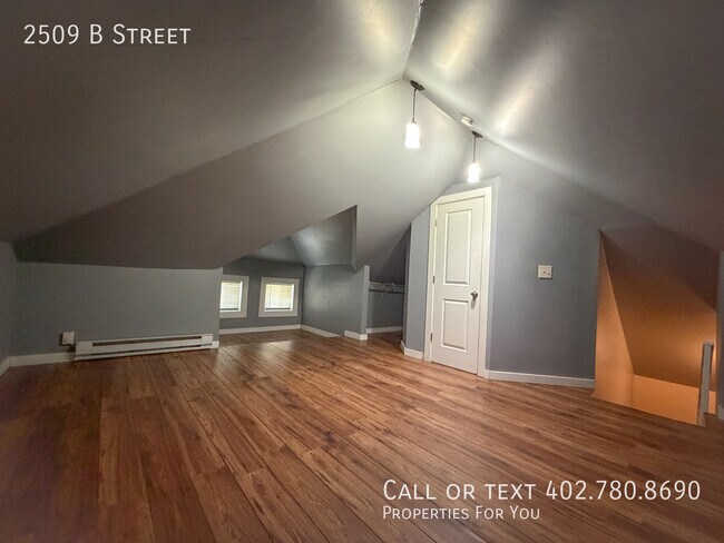 Building Photo - 2509 B St