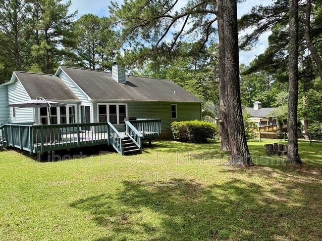 Building Photo - 651 Chelsea Dr