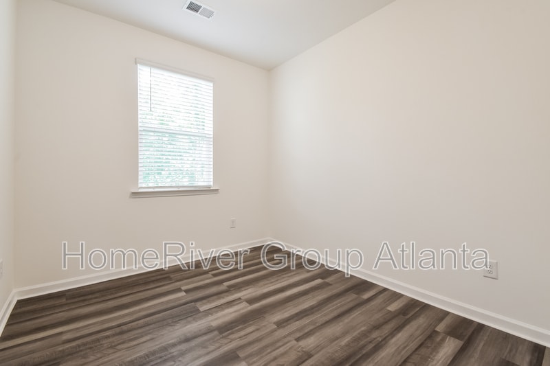 Building Photo - 1505 Albert Ln NW