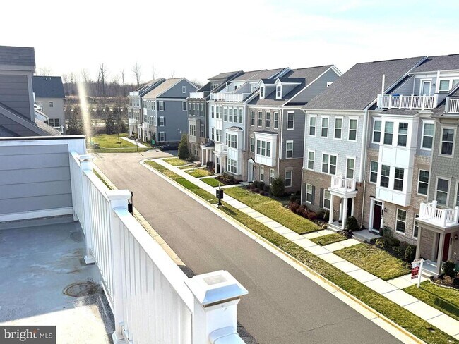 Building Photo - 17351 Redshank Rd