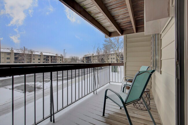 Building Photo - 4350 Trenton Ln N