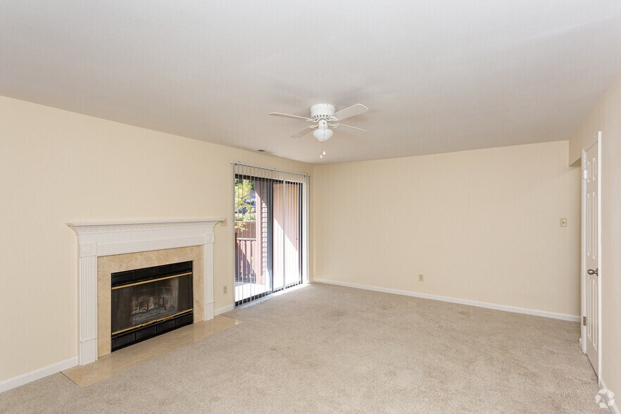 Chesterfield Village Apartments 15851 Timbervalley Rd Chesterfield MO